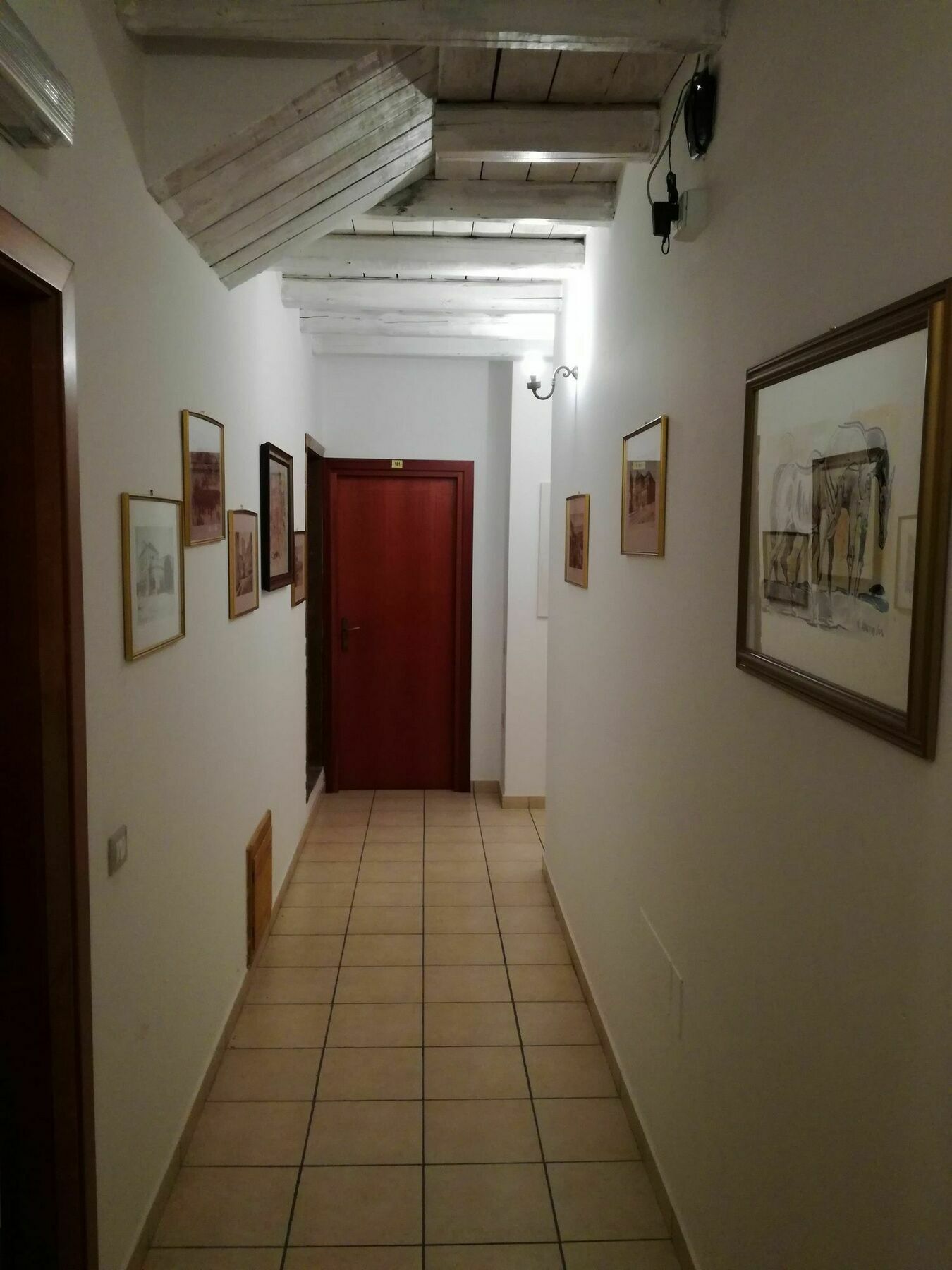 Hotel Cagliari Novecento Exterior foto